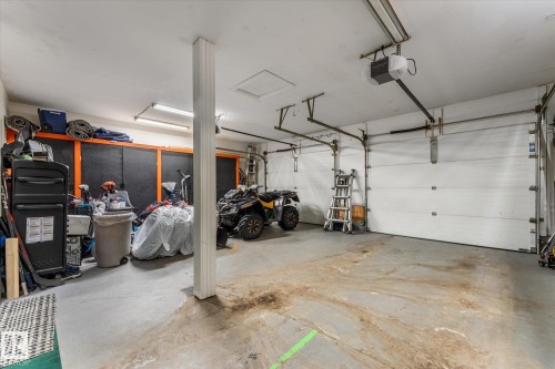 13 Heron Link, Spruce Grove, AB - Indoor Photo Showing Garage