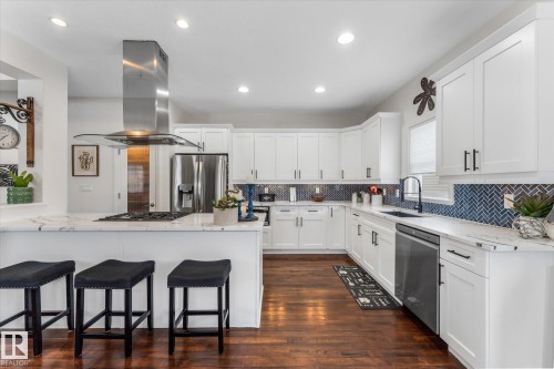 13 Heron Link, Spruce Grove, AB - Indoor Photo Showing Kitchen With Upgraded Kitchen