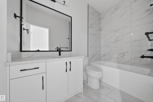 5213 104A Street, Edmonton, AB - Indoor Photo Showing Bathroom