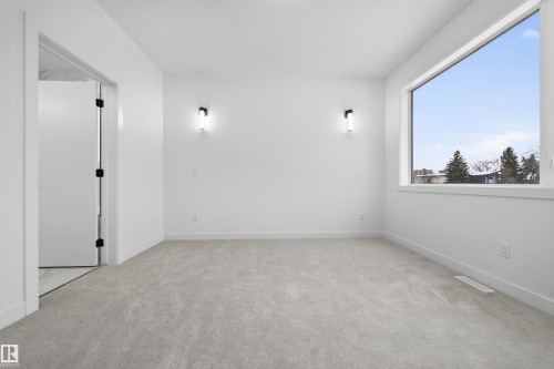 5213 104A Street, Edmonton, AB - Indoor Photo Showing Other Room