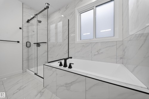 5213 104A Street, Edmonton, AB - Indoor Photo Showing Bathroom