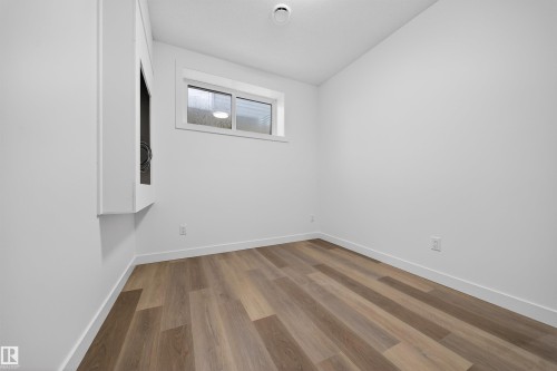 5213 104A Street, Edmonton, AB - Indoor Photo Showing Other Room