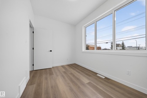 5213 104A Street, Edmonton, AB - Indoor Photo Showing Other Room