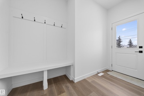 5213 104A Street, Edmonton, AB - Indoor Photo Showing Other Room