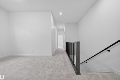 5213 104A Street, Edmonton, AB - Indoor Photo Showing Other Room