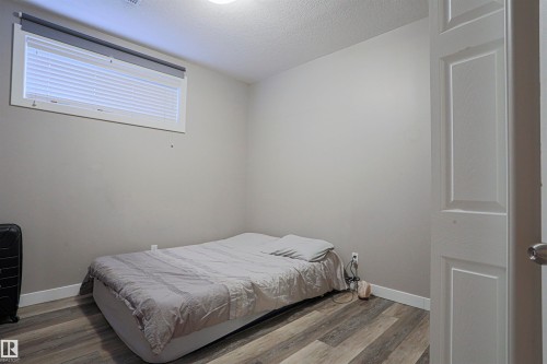 8804 100 Street, Edmonton, AB - Indoor Photo Showing Bedroom