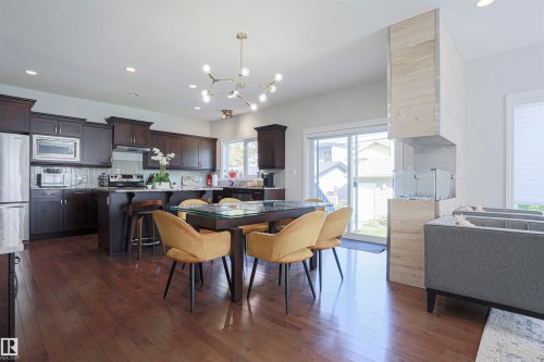 8804 100 Street, Edmonton, AB - Indoor