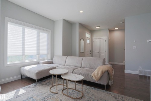 8804 100 Street, Edmonton, AB - Indoor Photo Showing Other Room