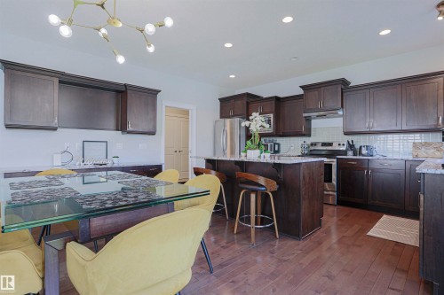 8804 100 Street, Edmonton, AB - Indoor Photo Showing Kitchen With Upgraded Kitchen
