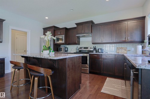 8804 100 Street, Edmonton, AB - Indoor Photo Showing Kitchen
