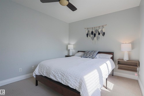 8804 100 Street, Edmonton, AB - Indoor Photo Showing Bedroom