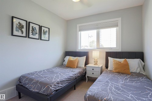 8804 100 Street, Edmonton, AB - Indoor Photo Showing Bedroom