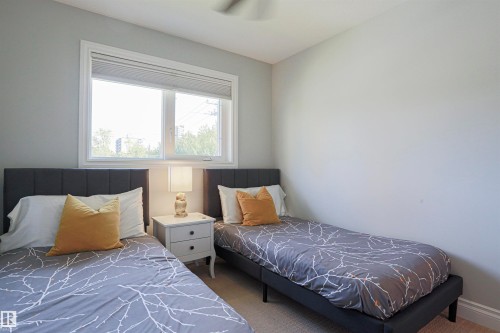 8804 100 Street, Edmonton, AB - Indoor Photo Showing Bedroom