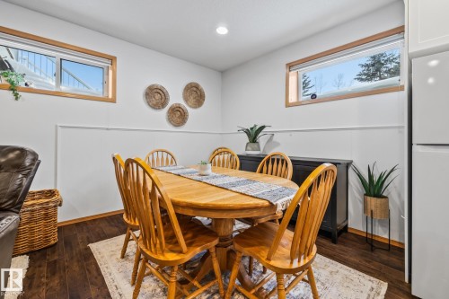 2 Discovery Avenue, Rural Sturgeon County, AB - Indoor Photo Showing Dining Room