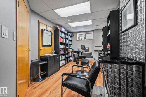 2 Discovery Avenue, Rural Sturgeon County, AB - Indoor