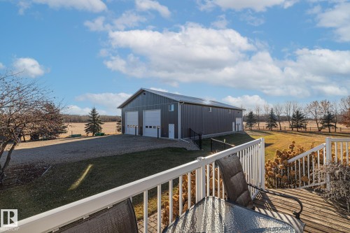 2 Discovery Avenue, Rural Sturgeon County, AB - Outdoor