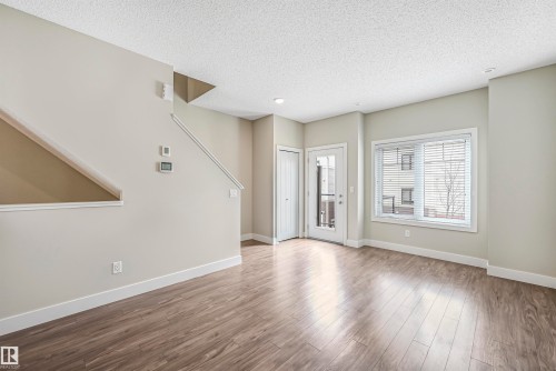 102 804 Welsh Drive, Edmonton, AB - Indoor Photo Showing Other Room