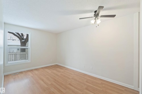 7026 Mill Woods Road S, Edmonton, AB - Indoor Photo Showing Other Room