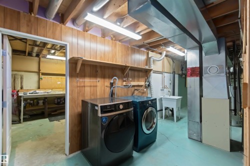 7026 Mill Woods Road S, Edmonton, AB - Indoor Photo Showing Laundry Room