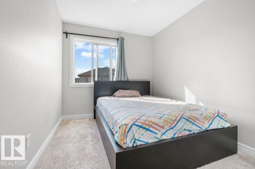 9053 Cooper Link Link, Edmonton, AB - Indoor Photo Showing Bedroom