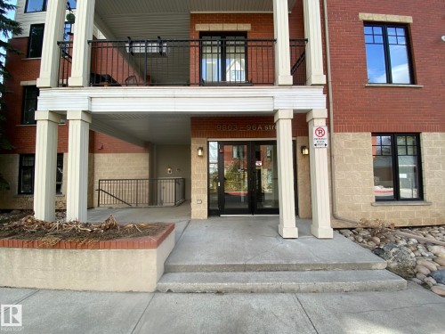 304 9803 96A Street, Edmonton, AB - Outdoor