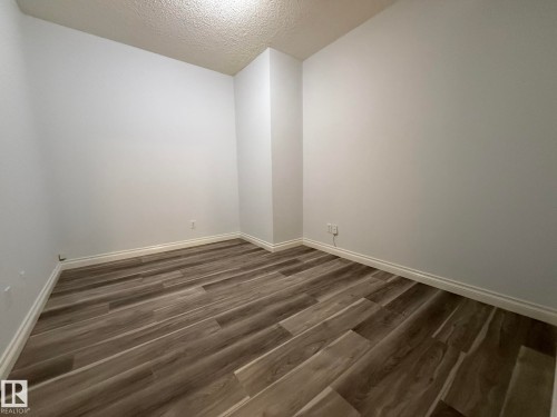 304 9803 96A Street, Edmonton, AB - Indoor Photo Showing Other Room