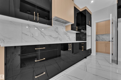 22827 80 Avenue, Edmonton, AB - Indoor