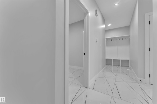 22827 80 Avenue, Edmonton, AB - Indoor Photo Showing Other Room