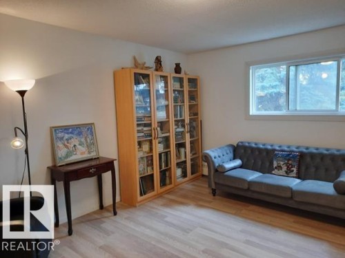 215 18004 95 Avenue, Edmonton, AB - Indoor Photo Showing Other Room