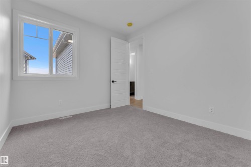 22835 80 Avenue, Edmonton, AB - Indoor Photo Showing Other Room