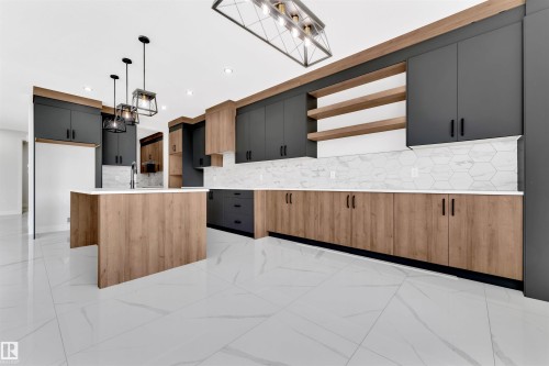 22835 80 Avenue, Edmonton, AB - Indoor Photo Showing Kitchen