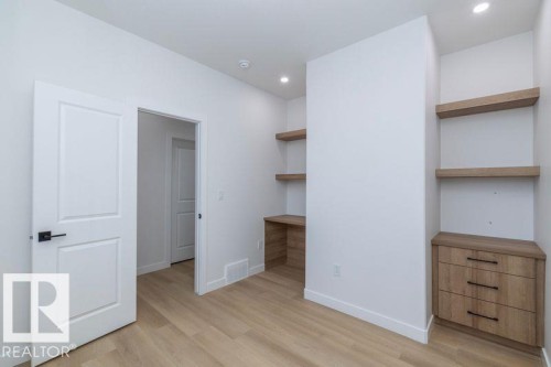 9805 106 Avenue, Morinville, AB - Indoor Photo Showing Other Room