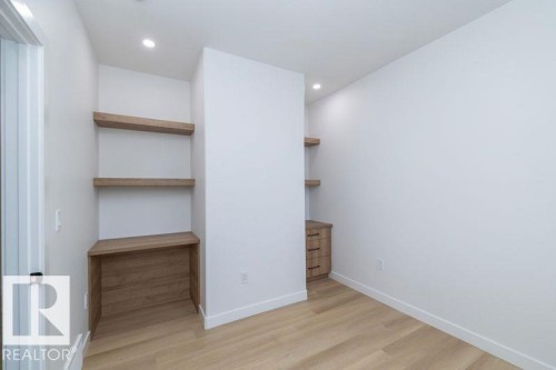 9805 106 Avenue, Morinville, AB - Indoor