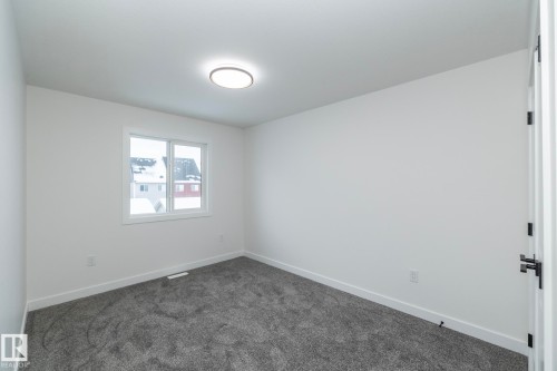 9805 106 Avenue, Morinville, AB - Indoor Photo Showing Other Room