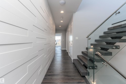 9509 99B Street, Edmonton, AB - Indoor Photo Showing Other Room