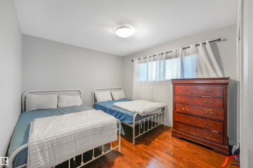 13335 106 Street, Edmonton, AB - Indoor Photo Showing Bedroom