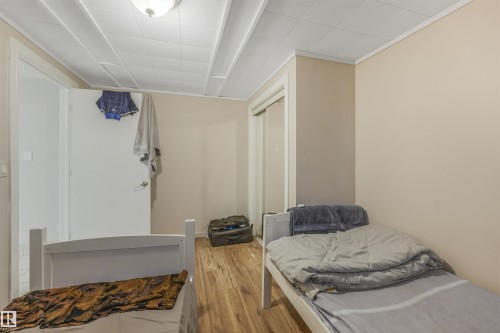 13335 106 Street, Edmonton, AB - Indoor