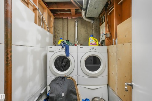 13335 106 Street, Edmonton, AB - Indoor Photo Showing Laundry Room