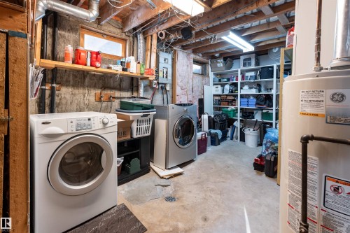 5114 51 Street, Bruderheim, AB - Indoor Photo Showing Laundry Room