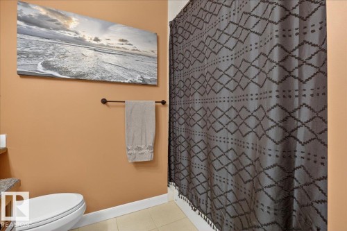 9 841 156 Street, Edmonton, AB - Indoor Photo Showing Bathroom