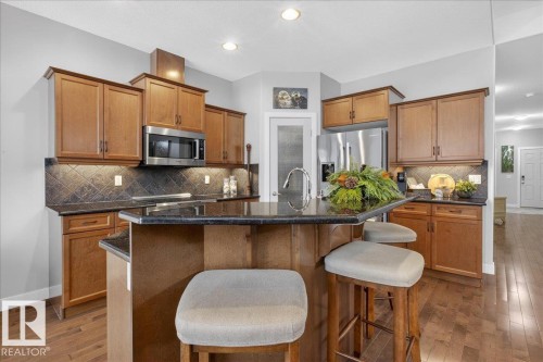 9 841 156 Street, Edmonton, AB - Indoor Photo Showing Kitchen