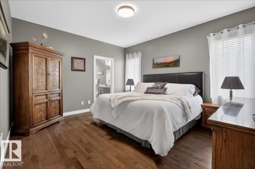 9 841 156 Street, Edmonton, AB - Indoor Photo Showing Bedroom