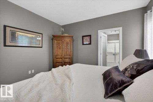 9 841 156 Street, Edmonton, AB - Indoor Photo Showing Bedroom