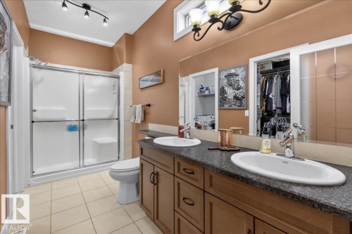 9 841 156 Street, Edmonton, AB - Indoor Photo Showing Bathroom
