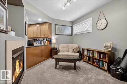 9 841 156 Street, Edmonton, AB - Indoor