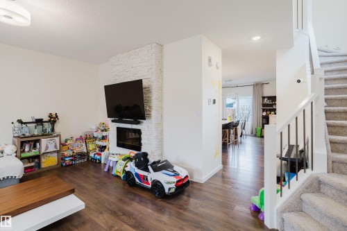 2124 Glenridding Way, Edmonton, AB - Indoor