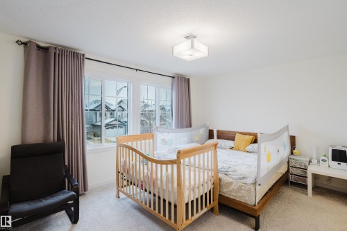 2124 Glenridding Way, Edmonton, AB - Indoor Photo Showing Bedroom
