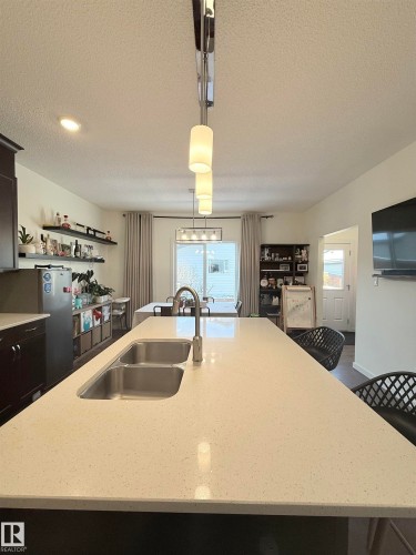 2124 Glenridding Way, Edmonton, AB - Indoor Photo Showing Kitchen With Double Sink