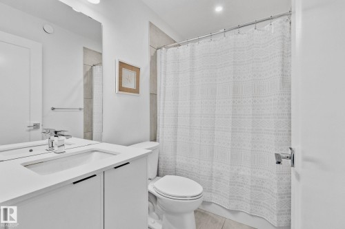 84 5 Rondeau Drive, St. Albert, AB - Indoor Photo Showing Bathroom