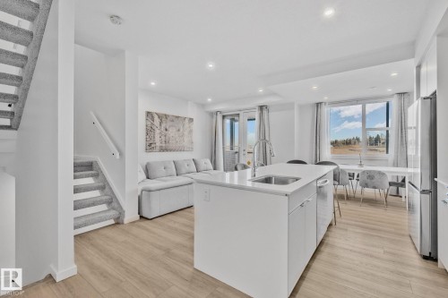 84 5 Rondeau Drive, St. Albert, AB - Indoor Photo Showing Laundry Room